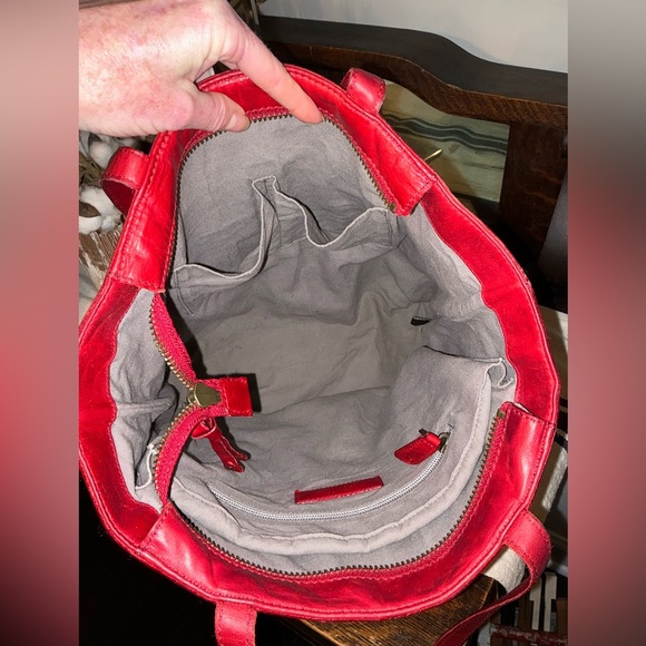 Frye Melissa Leather Simple Tote Shoulder Bag Red  MSRP $348 - Picture 10 of 14